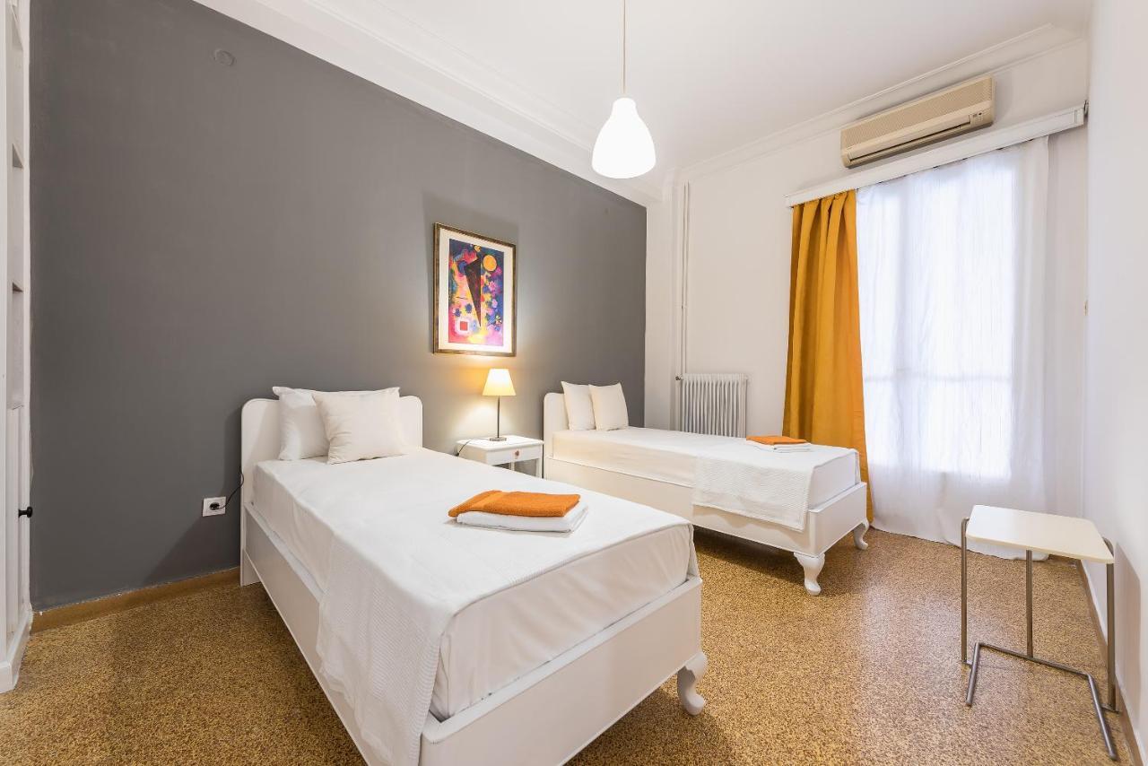 Private Rooms Athens - Shared Bathroom Bagian luar foto